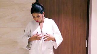 Indian Horny Woman Big Boobs Threesome Desi Aunty XXX Video