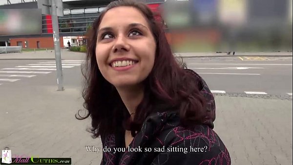 MallCuties – amateur girl loves anal sex – public porn